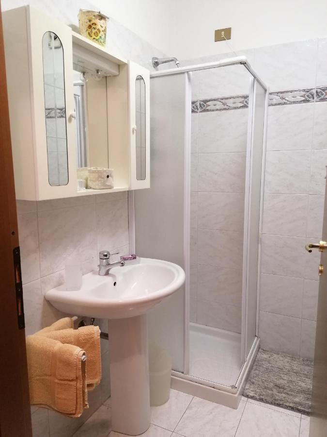 דירות דסנזאנו דל גארדה Casa Gisela מראה חיצוני תמונה